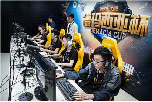 再以全图切